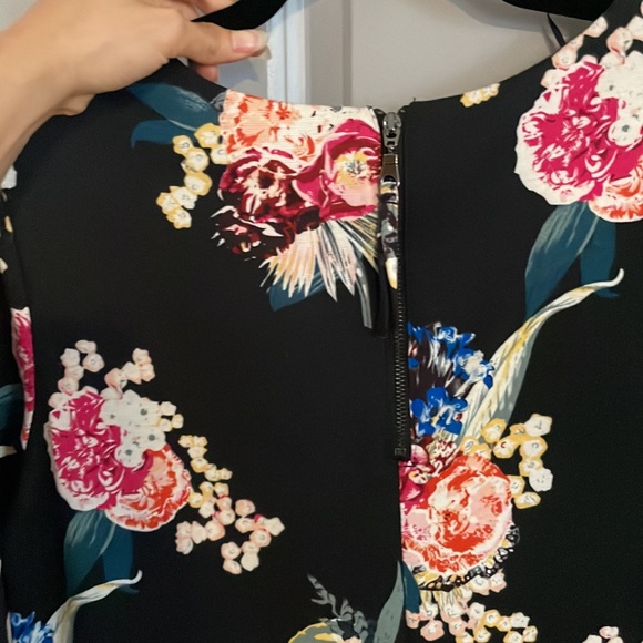 H&M mini dress - Picture 3 of 3